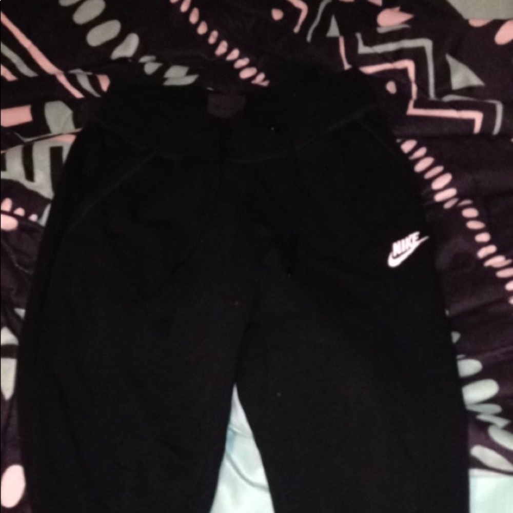Nike Capri joggers